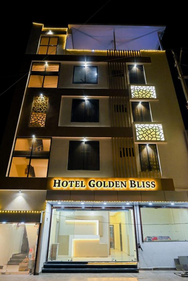 Hotel Golden Bliss Bhopál Kültér fotó